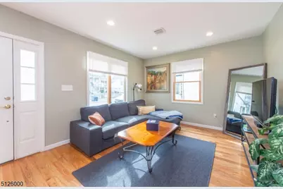 21 Phoenix Ave #A, Morristown, NJ 07960 - Photo 4