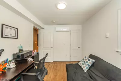 2129 Lakeside Dr W, Vernon, NJ 07422 - Photo 12