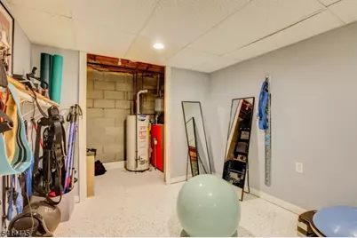 46A Walnut St, Pompton Lakes, NJ 07442 - Photo 18