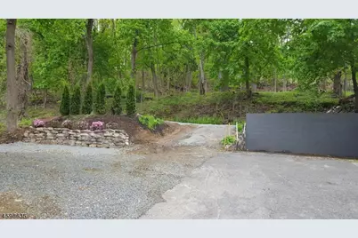 137 Mount Kemble Ave #1, Morris Township, NJ 07960 - Photo 12