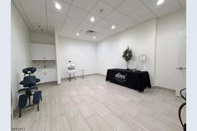 90 W Mount Pleasant Ave, Livingston, NJ 07039 - Photo 2