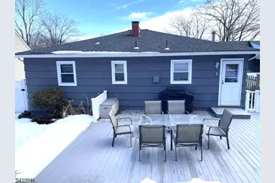 10 Sunrise Ave, Bloomingdale, NJ 07403 - Photo 30