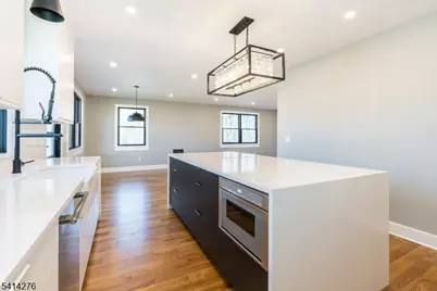 76 Burnet Rd, Florham Park, NJ 07940 - Photo 4