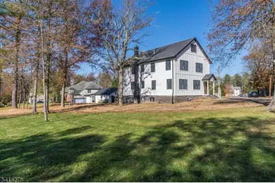 76 Burnet Rd, Florham Park, NJ 07940 - Photo 22