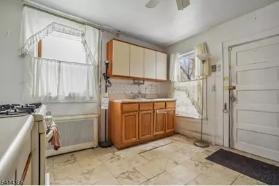 68 Chestnut St, Montclair, NJ 07042 - Photo 12