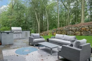 149 Hillcrest Ave, Summit, NJ 07901 - Photo 36