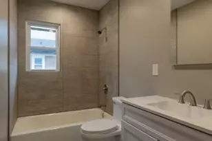 318 Kennedy Dr, Linden, NJ 07036 - Photo 16