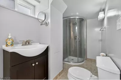 2096 Lentz Ave, Union Township, NJ 07083 - Photo 20