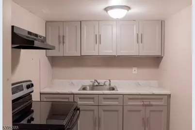 108 Berkshire Pl #2, Irvington, NJ 07111 - Photo 6