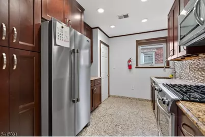 2096 Lentz Ave, Union Township, NJ 07083 - Photo 16