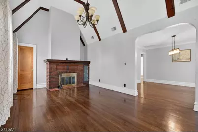 2096 Lentz Ave, Union Township, NJ 07083 - Photo 4