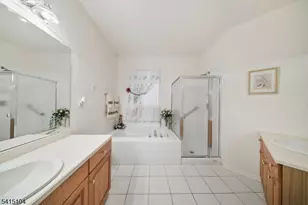 17 Stafford Ln, White Township, NJ 07823 - Photo 24