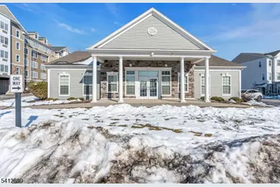 17 Jasmine Ln, Garfield, NJ 07026 - Photo 18