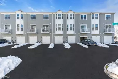 17 Jasmine Ln, Garfield, NJ 07026 - Photo 24