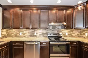 26 Augusta Dr, Clinton Township, NJ 08801 - Photo 2