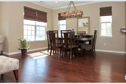 105 Swing Bridge Ln, South Bound Brook Boro, NJ 08880 - Photo 4