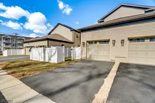 5 E Hartwick Dr, Montgomery Township, NJ 08558 - Photo 26