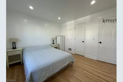 11 Raymond Pl, Hawthorne, NJ 07506 - Photo 14