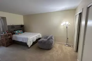 606 Robin Rd, Hillsborough Township, NJ 08844 - Photo 10