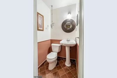 606 Robin Rd, Hillsborough Township, NJ 08844 - Photo 12