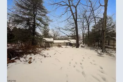 28 Deer Trail Lake Rd, Hardyston Township, NJ 07460 - Photo 2