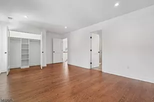 4 Plymouth Dr, Livingston, NJ 07039 - Photo 20