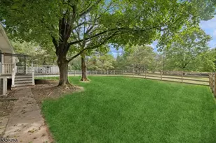 102 Jamestown Rd, Montgomery Township, NJ 08502 - Photo 26