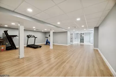 102 Jamestown Rd, Montgomery Township, NJ 08502 - Photo 20