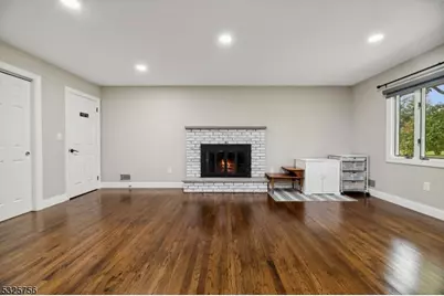 102 Jamestown Rd, Montgomery Township, NJ 08502 - Photo 12