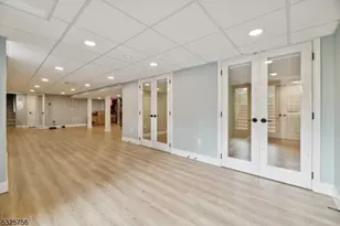 102 Jamestown Rd, Montgomery Township, NJ 08502 - Photo 24