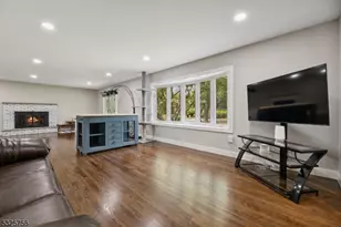 102 Jamestown Rd, Montgomery Township, NJ 08502 - Photo 10