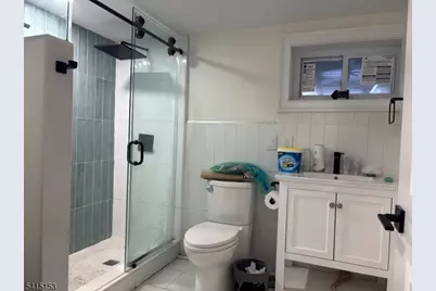 287 Gifford Pl, Teaneck Township, NJ 07666 - Photo 32