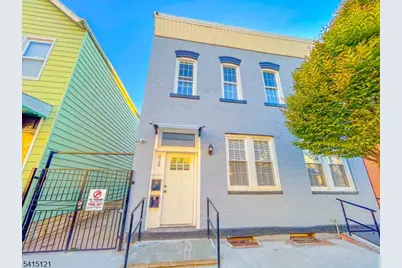 424 Walnut St #2, Newark, NJ 07105 - Photo 1