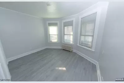 35 East Pl #2, Lodi, NJ 07644 - Photo 4