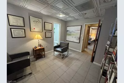 340 E Northfield Rd, Livingston, NJ 07039 - Photo 10