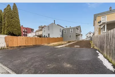 52 Lewis St, Phillipsburg, NJ 08865 - Photo 18