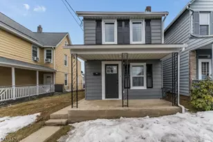 52 Lewis St, Phillipsburg, NJ 08865 - Photo 2