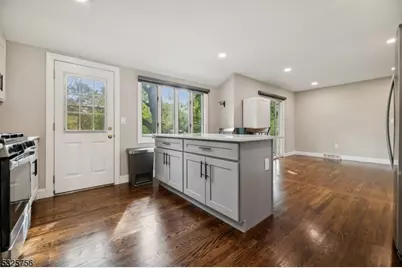 102 Jamestown Rd, Montgomery Township, NJ 08502 - Photo 4