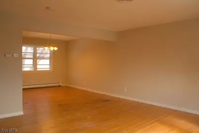 85 Rock Rd, Hawthorne, NJ 07506 - Photo 12