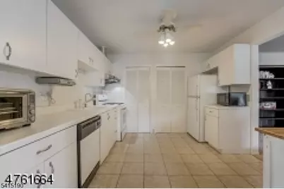 6 Jennifer Dr #6, East Hanover Township, NJ 07936 - Photo 6