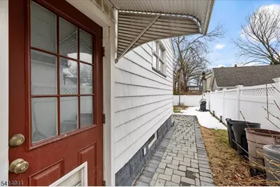 427 Willow Ave, Roselle Park, NJ 07204 - Photo 20