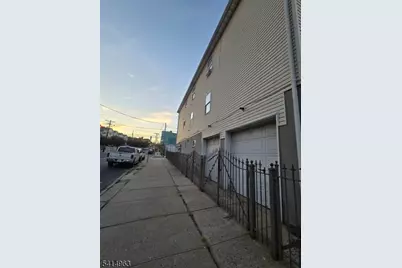 240 Sherman Ave, Newark, NJ 07114 - Photo 28