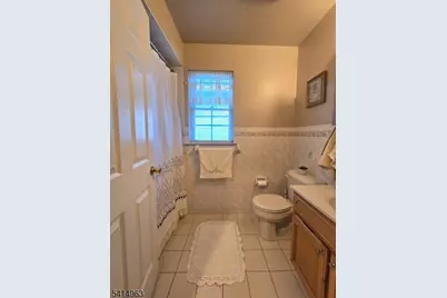 240 Sherman Ave, Newark, NJ 07114 - Photo 20