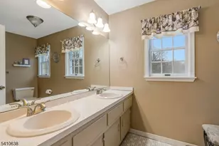 13 Grandview Cir, Raritan Township, NJ 08822 - Photo 30