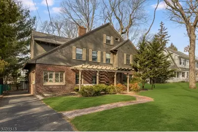 166 Montclair Ave, Montclair, NJ 07042 - Photo 2