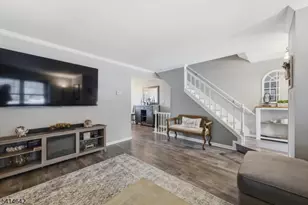 41 Purple Martin Dr, Allamuchy Township, NJ 07840 - Photo 4