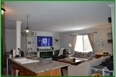 71 Eton Way, Franklin Township, NJ 08873 - Photo 4