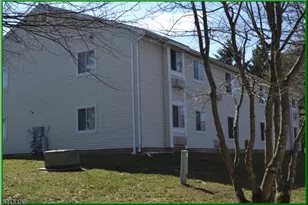 71 Eton Way, Franklin Township, NJ 08873 - Photo 4