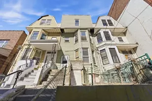 97 Clifton Pl, Jersey City, NJ 07304 - Photo 1