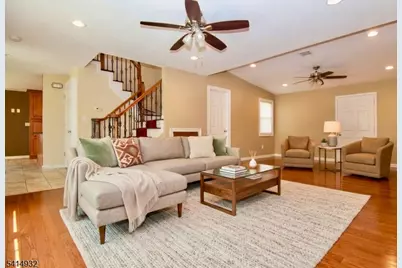 36 Harrison St, Nutley, NJ 07110 - Photo 2